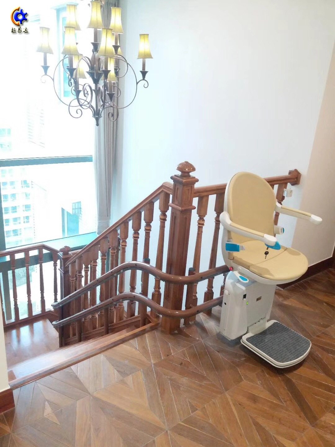 斜掛式座椅電梯