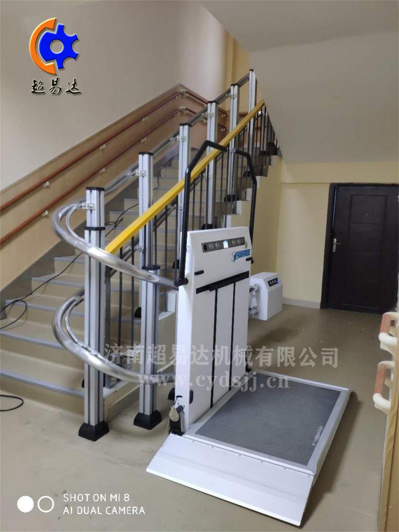 殘疾人升降機(jī)
