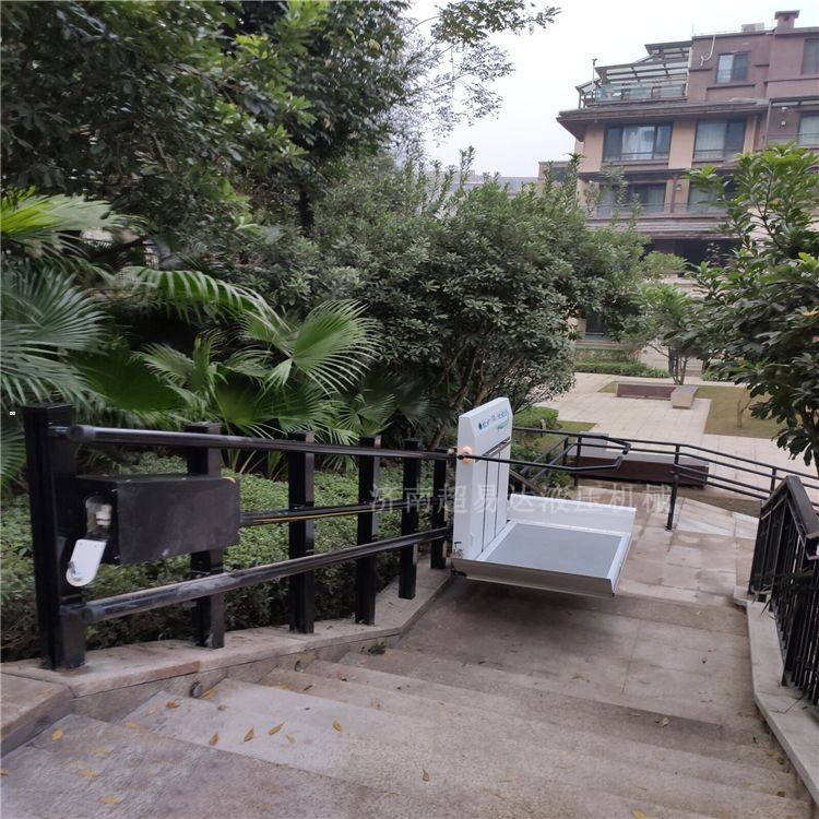 無(wú)障礙升降平臺(tái)